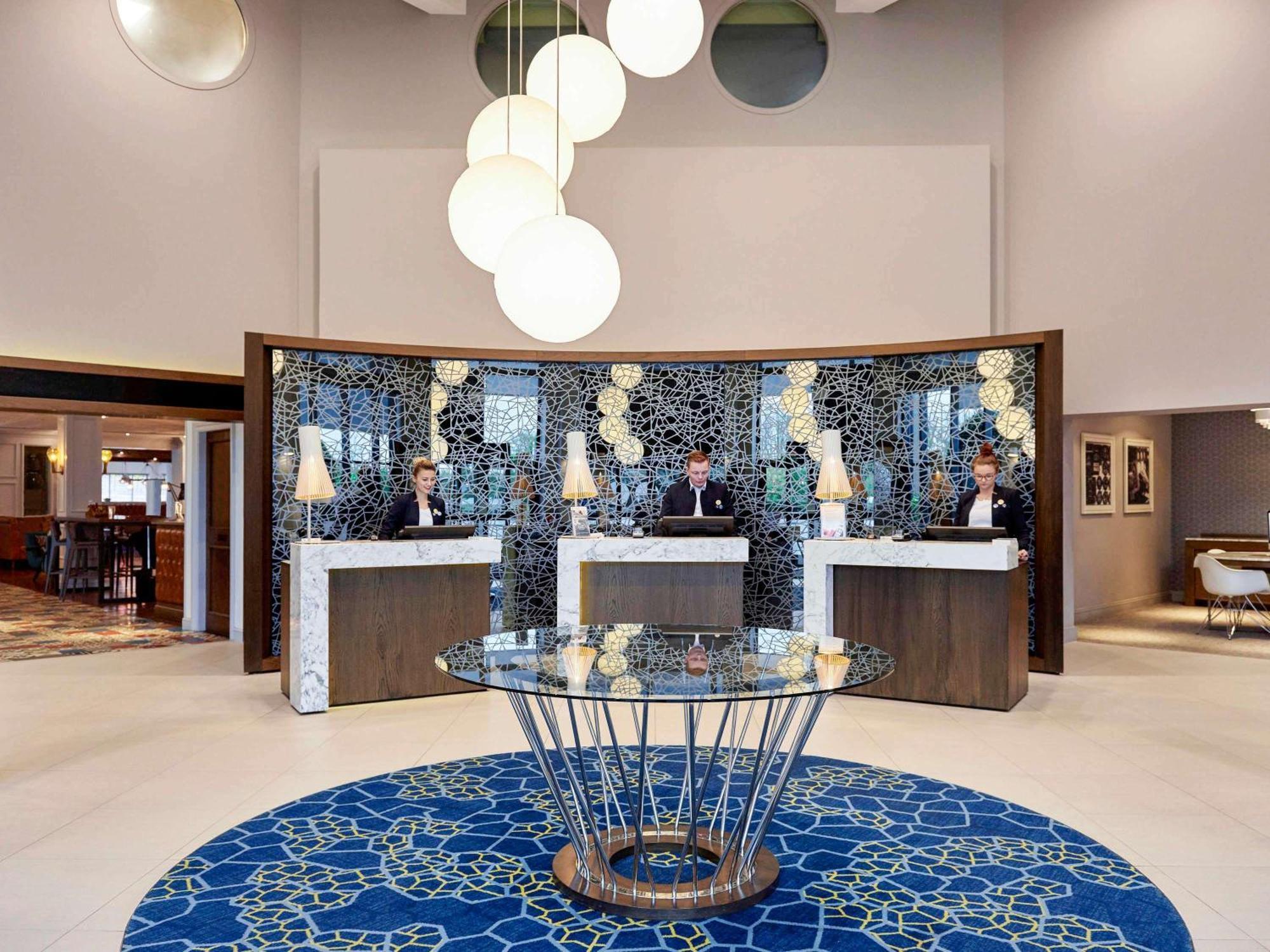 Novotel London Stansted Airport Stansted Mountfitchet Exterior photo